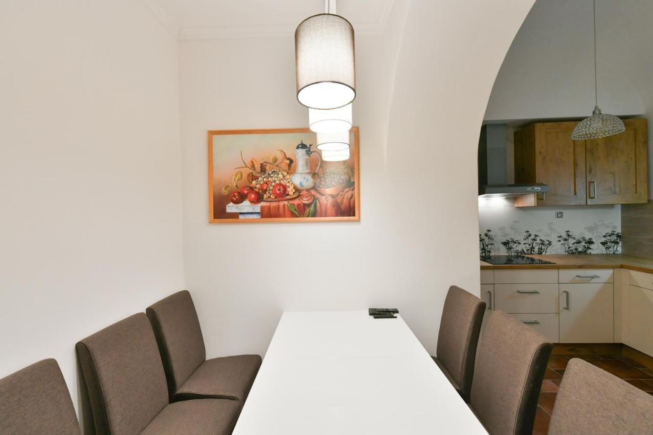 Apartmány Na Náměstí 85 Jindřichův Hradec Exterior foto